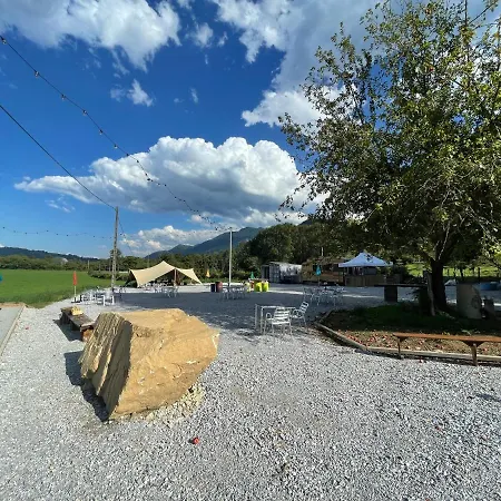 Farm stay Le Val Eveille 4 Etoiles - Maison De Maitre De 1773 Arudy