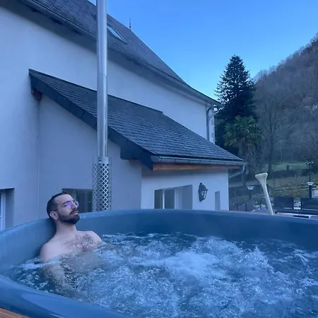 Le Val Eveille 4 Etoiles - Maison De Maitre De 1773 Arudy