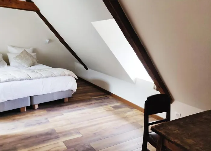 Le Val Eveille 4 Etoiles - Maison De Maitre De 1773 Κατάλυμα σε φάρμα *